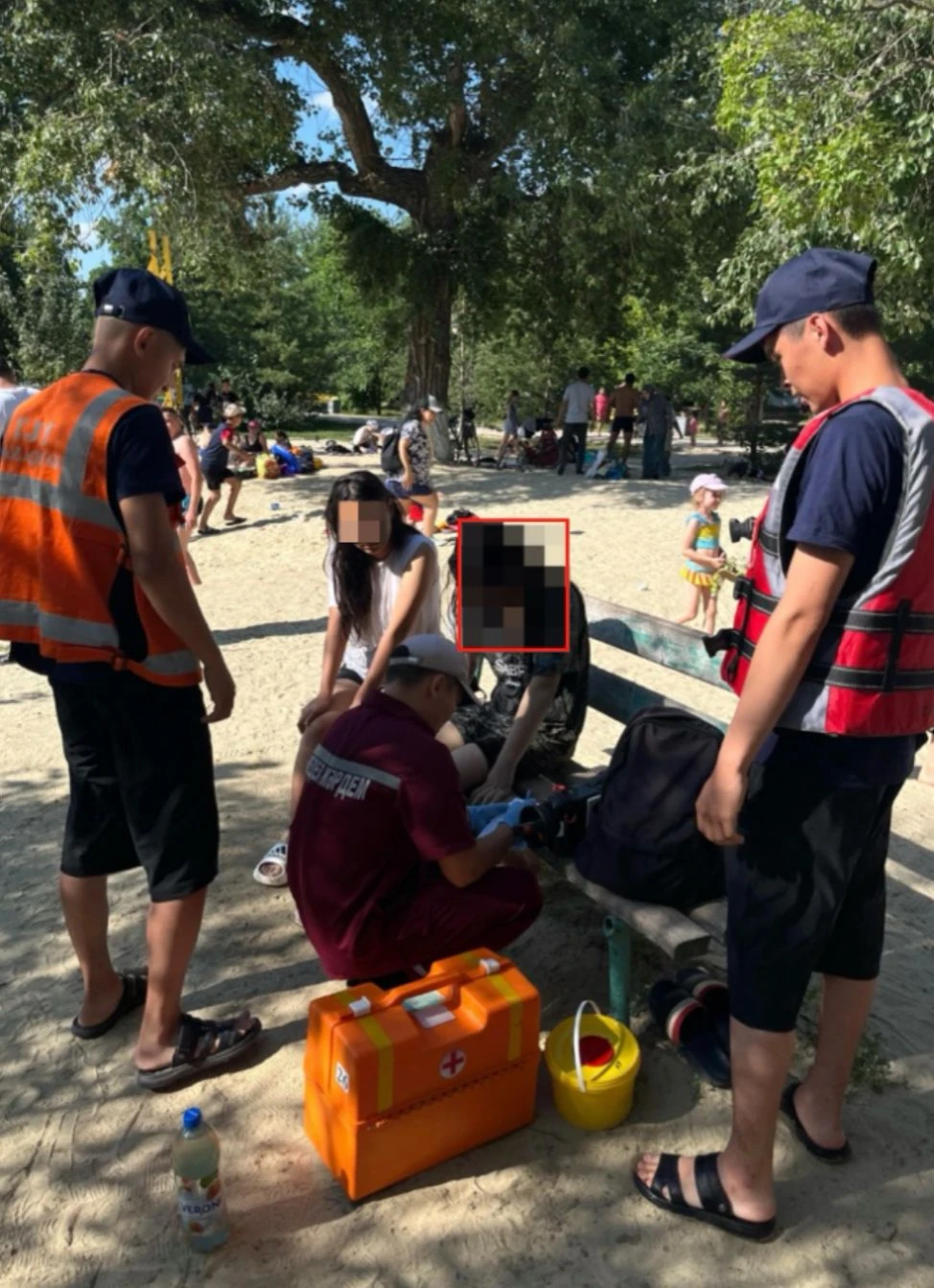 Оралда құтқарушылар жасөспірімді судан құтқарды